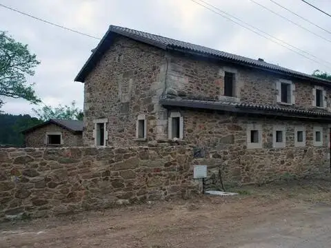 Casa rústica en calle Lugar Carracedo, 3