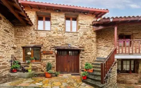 Chalet en calle Lugar de Doade, 47