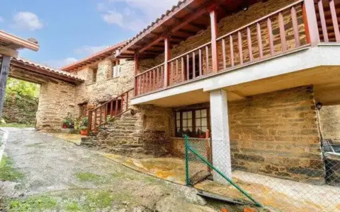 Chalet en calle Lugar de Doade, 47