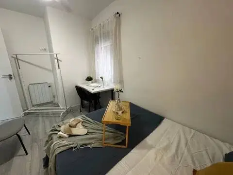 Habitación en calle del Alhelí