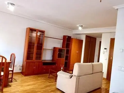 Piso en calle de Rosalía de Castro
