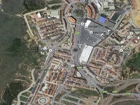 Terreno en calle de Tharsis