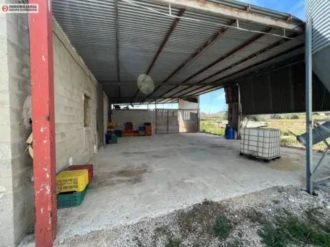 Nave industrial en Aspe