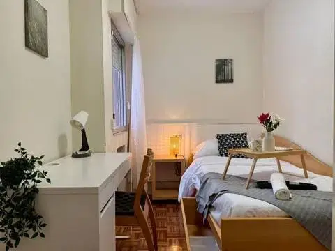 Habitación en calle de Menéndez Pelayo