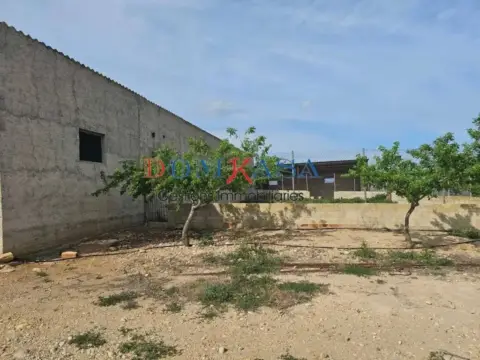 Nave industrial en Xerta