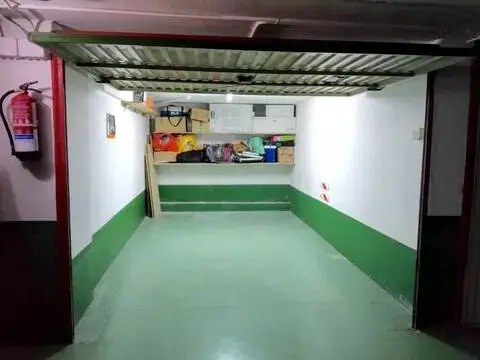 Garaje en calle de Karmen