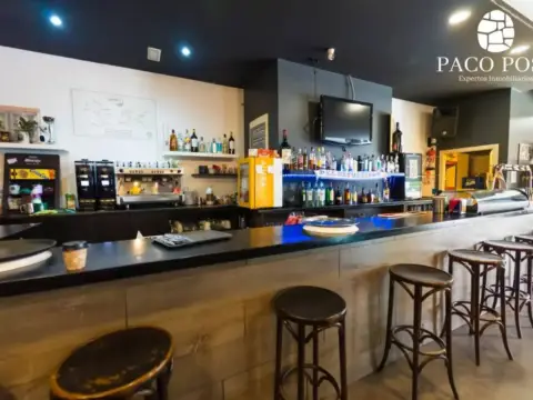 Local comercial en Plaza Alfonso XIII