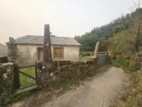 Chalet en calle Lugar Trabes, 5