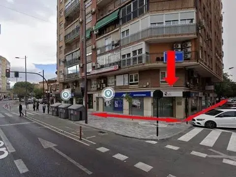 Local comercial en Avenida General Primo de Rivera
