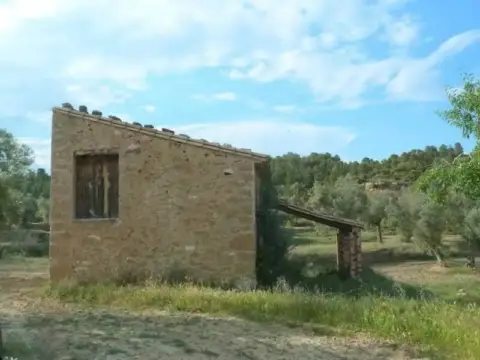 Casa rústica en Valjunquera