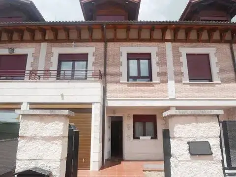 Casa adosada en Briviesca
