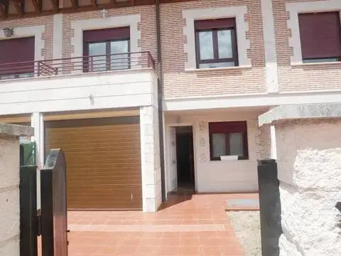 Casa adosada en Briviesca