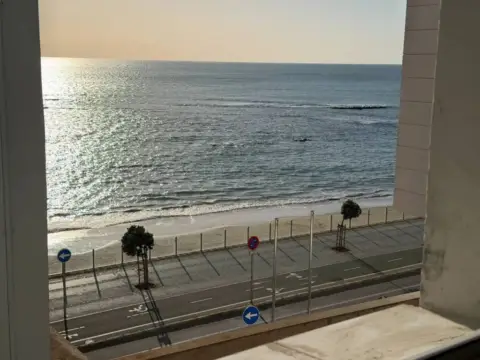 Piso en Avenida Amílcar Barca