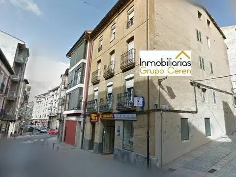 Chalet en Parque de los Pintores Tubia y Santamaría