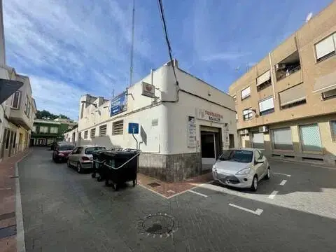 Nave industrial en Rojales