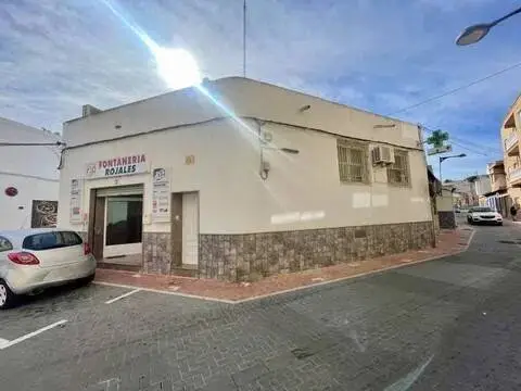 Nave industrial en Rojales