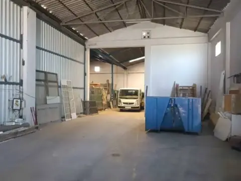 Nave industrial en Villanueva de la Serena