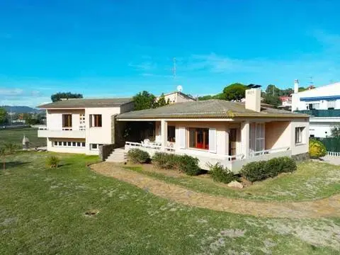 Chalet en calle calle de La Pedrera, 8