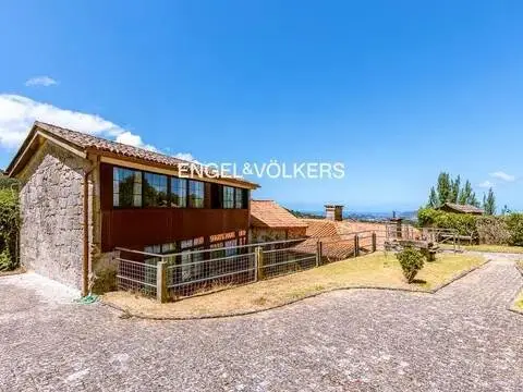 Casa rústica en Donas