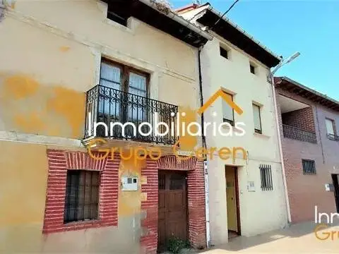 Chalet en Redecilla del Camino