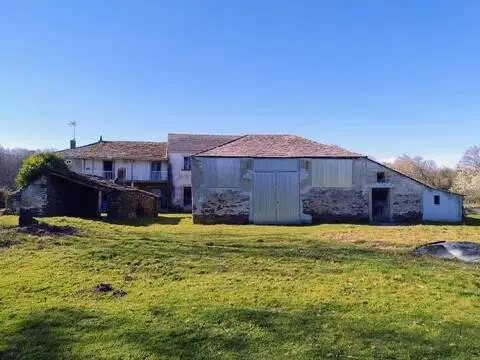 Casa rústica en Begonte