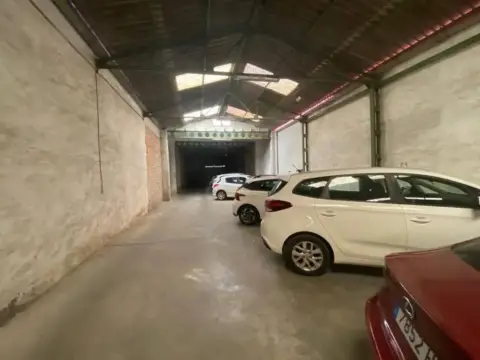 Local comercial en Carrer Algepseria