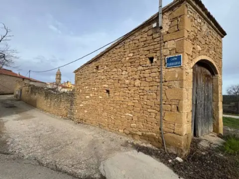 Casa rústica en calle Tarragona