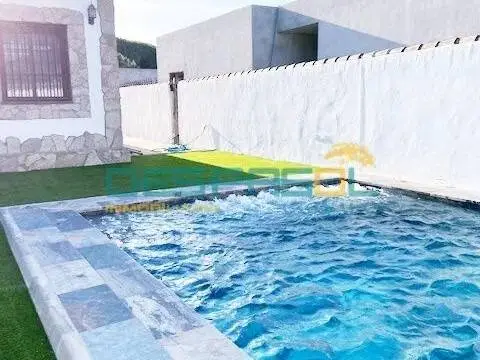 Chalet en Mogarizas-Las Rapazes