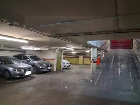 Garaje en Carrer d'Oliana