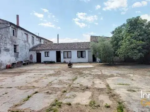 Chalet en Bañares