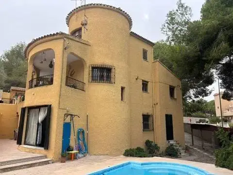 Chalet en Dehesa de Campoamor-Aguamarina