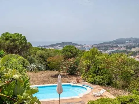 Chalet en Avinguda de la Roca Grossa