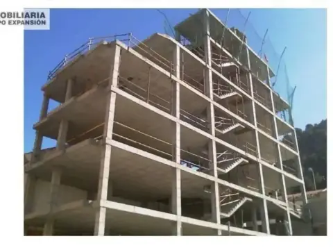Edificio en Lucainena de Las Torres
