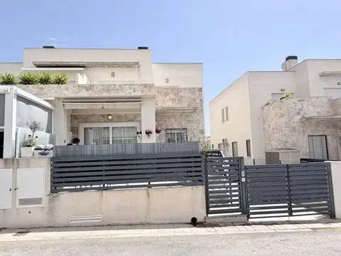 Casa en Aguas Nuevas-Torreblanca-Sector 25
