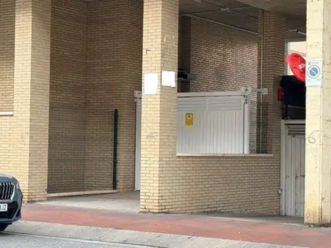 Garaje en Portillejo-Valdegastea