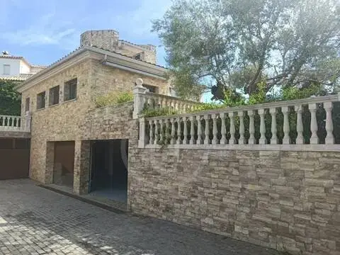 Chalet en Avinguda Sant Marc