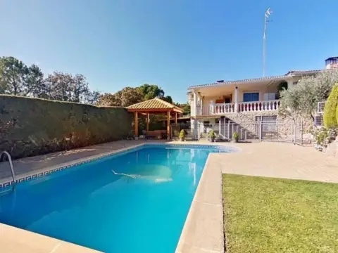 Chalet en Valdemorillo