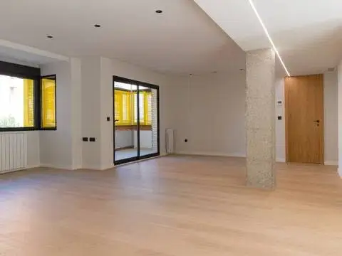 Piso en calle Rector José Loustau