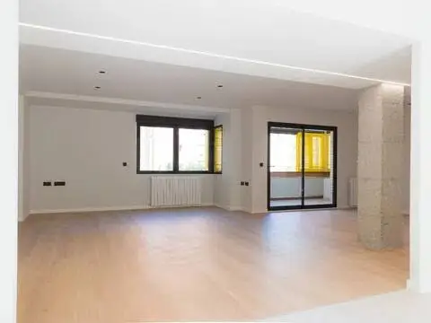 Piso en calle Rector José Loustau