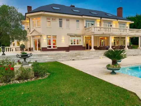 Chalet en Renedo de Piélagos