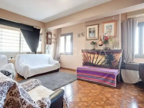 Piso en La Verneda-La Pau