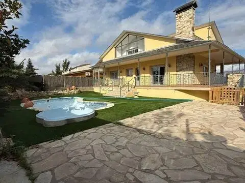 Chalet en Carretera de Martorell-Capellades