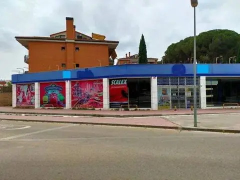 Local comercial en Avinguda Vila de Blanes