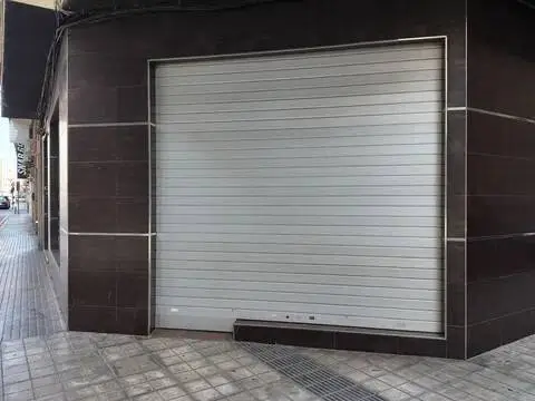 Local comercial en Sur