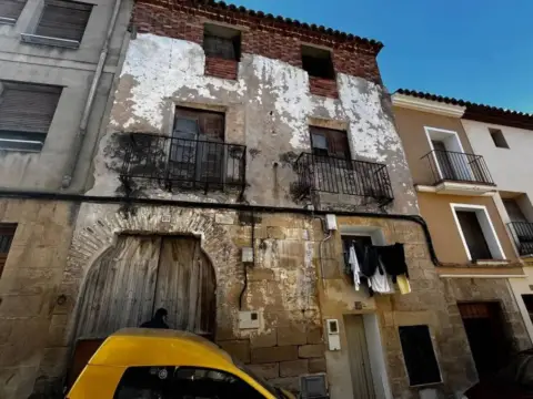 Chalet en Castelserás