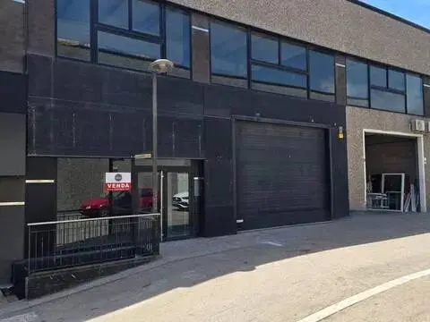 Local comercial en Avinguda d'Europa