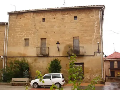 Chalet en Villalba de Rioja