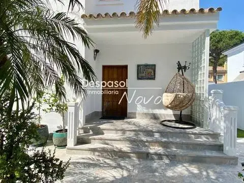 Chalet en Costa de Sancti Petri
