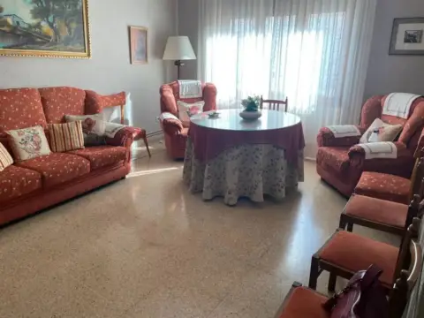 Chalet en calle de San Ildefonso