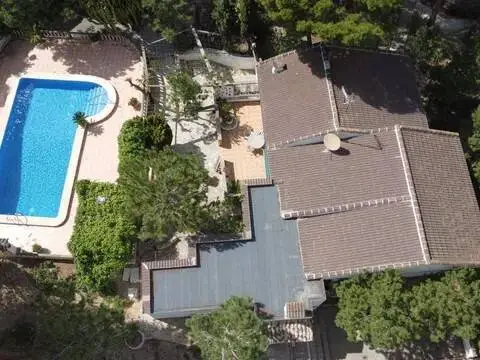 Chalet en calle de la Marina